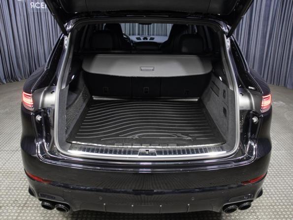 Porsche Cayenne III с пробегом 2019 года, цена 7 898 000 рублей, 54947 км, внедорожник, Автокод Объявления
