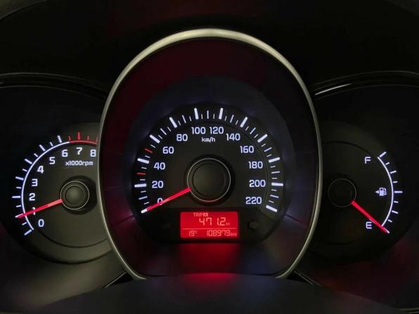 Kia Rio III Рестайлинг с пробегом 2017 года, цена 1 080 000 рублей, 108967 км, седан, Автокод Объявления