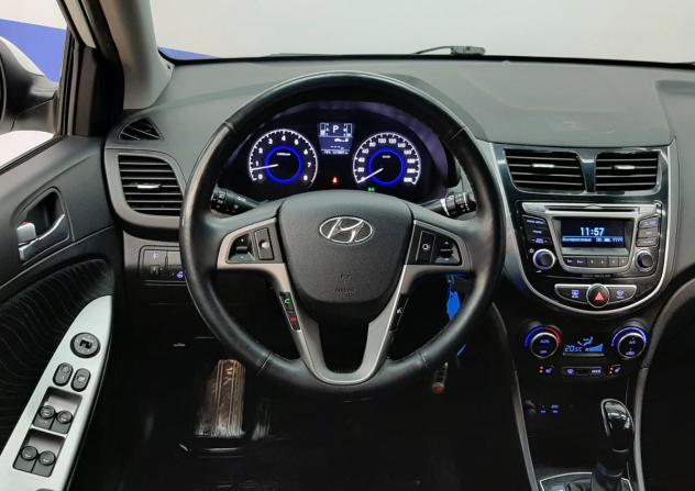 Hyundai Solaris I Рестайлинг с пробегом 2015 года, цена 1 090 000 рублей, 121506 км, седан, Автокод Объявления
