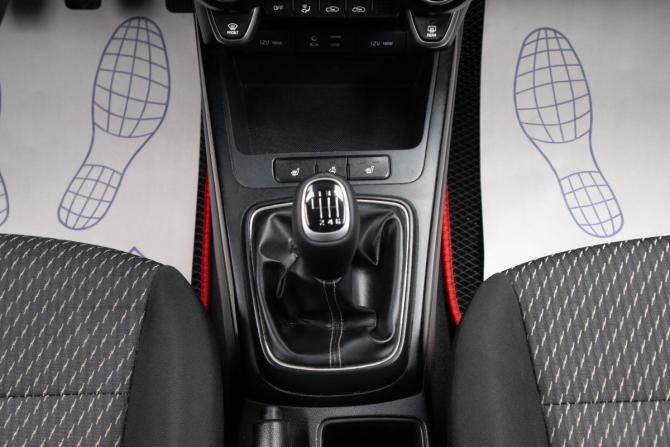 Kia Rio IV с пробегом 2019 года, цена 999 000 рублей, 333565 км, седан, Автокод Объявления
