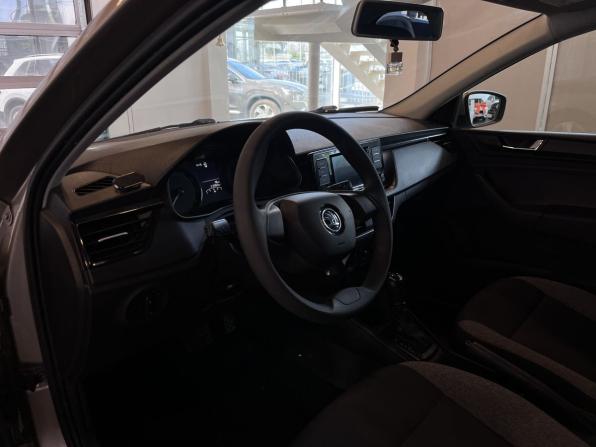Skoda Rapid II с пробегом 2021 года, цена 1 285 000 рублей, 210969 км, лифтбек, Автокод Объявления