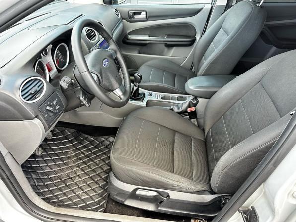 Ford Focus II Рестайлинг с пробегом 2009 года, цена 570 000 рублей, 198175 км, хэтчбек, Автокод Объявления