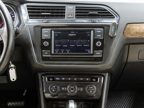 Volkswagen Tiguan II с пробегом 2017 года, цена 2 588 000 рублей, 108448 км, внедорожник, Автокод Объявления