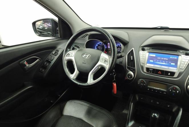 Hyundai ix35 I с пробегом 2013 года, цена 1 380 000 рублей, 142135 км, внедорожник, Автокод Объявления