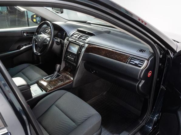 Toyota Camry VII (XV50) Рестайлинг 2 с пробегом 2017 года, цена 2 129 000 рублей, 122236 км, седан, Автокод Объявления