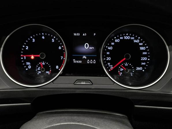 Volkswagen Tiguan II Рестайлинг с пробегом 2021 года, цена 2 600 000 рублей, 101000 км, внедорожник, Автокод Объявления