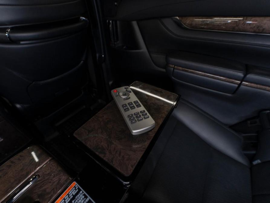 Toyota Alphard III Рестайлинг Москва  - изображение 21