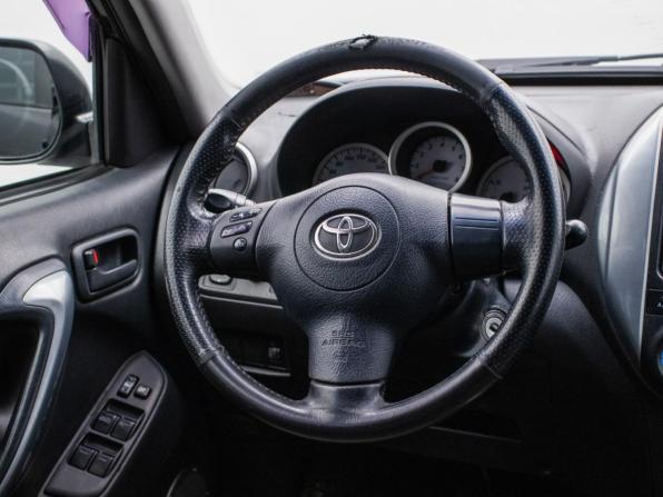 Toyota RAV4 II (XA20) Рестайлинг с пробегом 2005 года, цена 634 000 рублей, 248282 км, внедорожник, Автокод Объявления