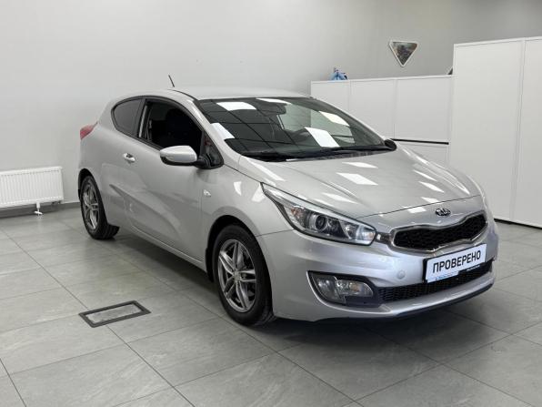 Kia Ceed II с пробегом 2013 года, цена 1 370 000 рублей, 71661 км, хэтчбек, Автокод Объявления