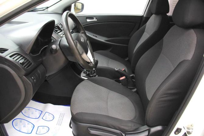 Hyundai Solaris I с пробегом 2013 года, цена 576 000 рублей, 205000 км, седан, Автокод Объявления