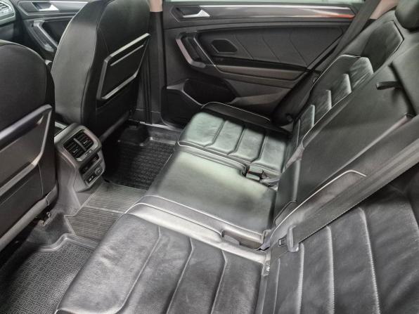 Volkswagen Tiguan II с пробегом 2019 года, цена 3 499 900 рублей, 136000 км, внедорожник, Автокод Объявления