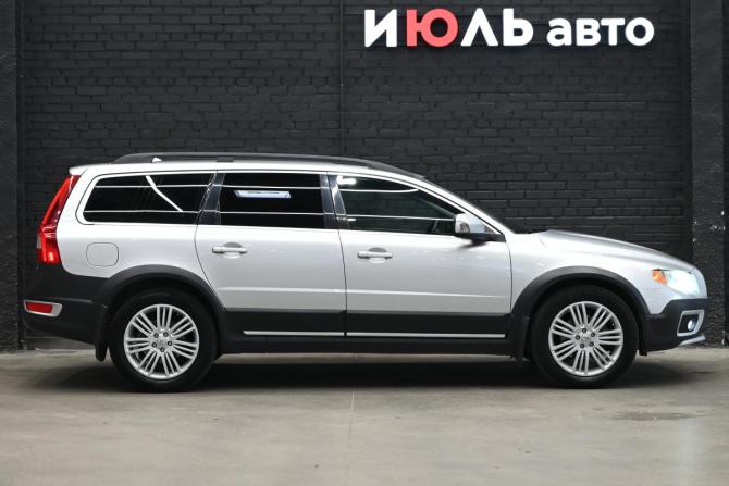 Volvo XC70 II с пробегом 2011 года, цена 1 690 000 рублей, 256553 км, универсал, Автокод Объявления