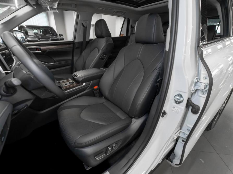 Toyota Highlander IV (XU70) Москва  - изображение 9