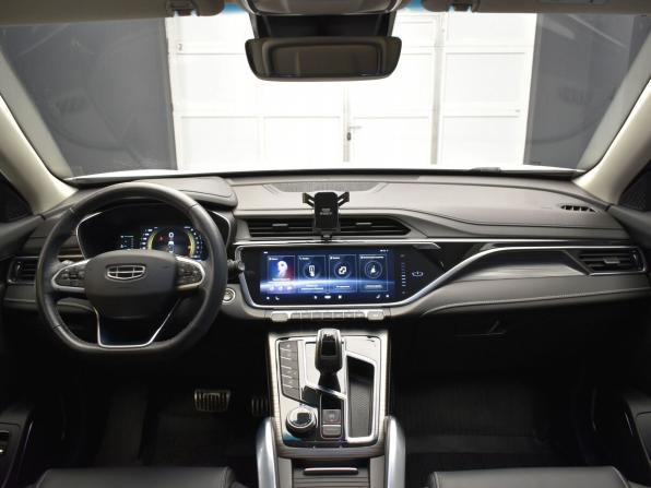 Geely Atlas Pro с пробегом 2022 года, цена 1 825 000 рублей, 68000 км, внедорожник, Автокод Объявления