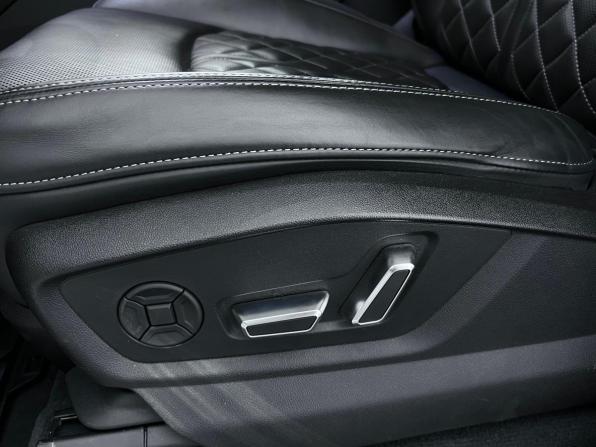 Audi Q7 II (4M) Рестайлинг с пробегом 2020 года, цена 7 999 000 рублей, 43715 км, внедорожник, Автокод Объявления