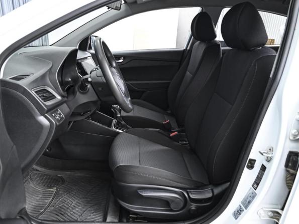 Hyundai Solaris II Рестайлинг с пробегом 2020 года, цена 1 568 000 рублей, 73753 км, седан, Автокод Объявления