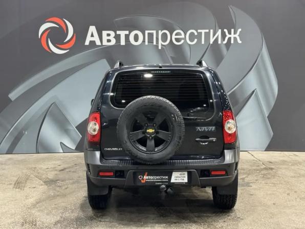 Chevrolet Niva I Рестайлинг с пробегом 2016 года, цена 649 000 рублей, 124445 км, внедорожник, Автокод Объявления