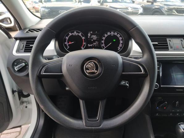 Skoda Rapid I Рестайлинг с пробегом 2018 года, цена 1 200 000 рублей, 133667 км, лифтбек, Автокод Объявления