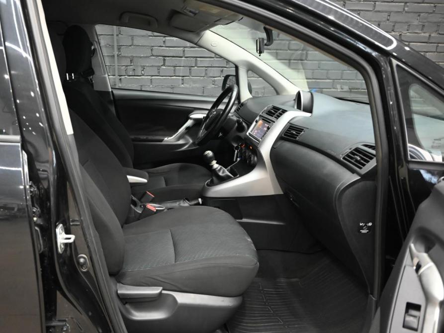 Toyota Verso I Екатеринбург  - изображение 9