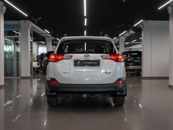 Toyota RAV4 IV (XA40) с пробегом 2015 года, цена 2 750 000 рублей, 19647 км, внедорожник, Автокод Объявления