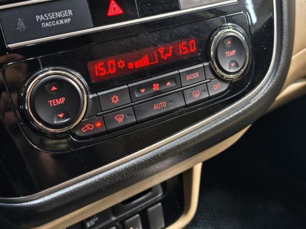 Mitsubishi Outlander III Рестайлинг 3 с пробегом 2020 года, цена 2 309 000 рублей, 155693 км, внедорожник, Автокод Объявления