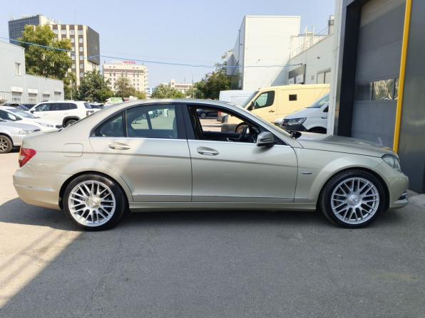 Mercedes-Benz C-Класс III (W204) Рестайлинг с пробегом 2011 года, цена 1 260 000 рублей, 227760 км, седан, Автокод Объявления