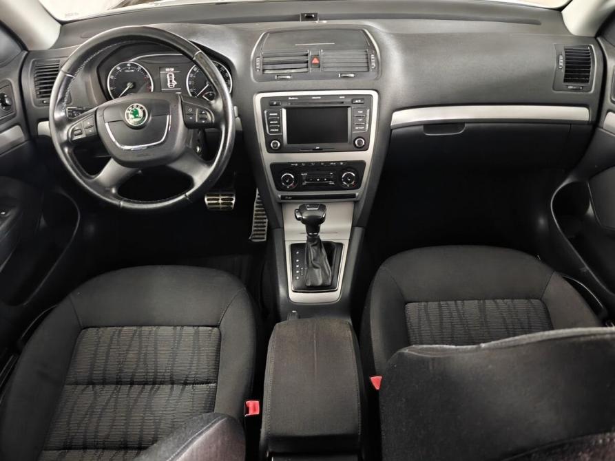 Skoda Octavia II (A5) Рестайлинг Москва  - изображение 8