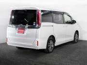 Toyota Noah III (R80) Рестайлинг Иркутск  - изображение 26