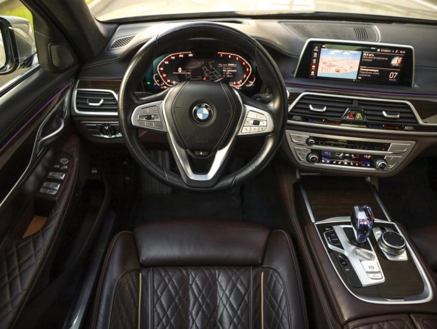BMW 7 серии VI (G11/G12) Рестайлинг Санкт-Петербург  - изображение 14