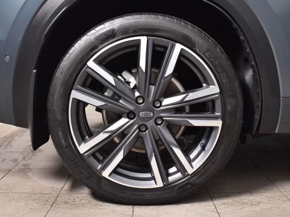 Geely Monjaro I с пробегом 2024 года, цена 3 399 999 рублей, 48842 км, внедорожник, Автокод Объявления