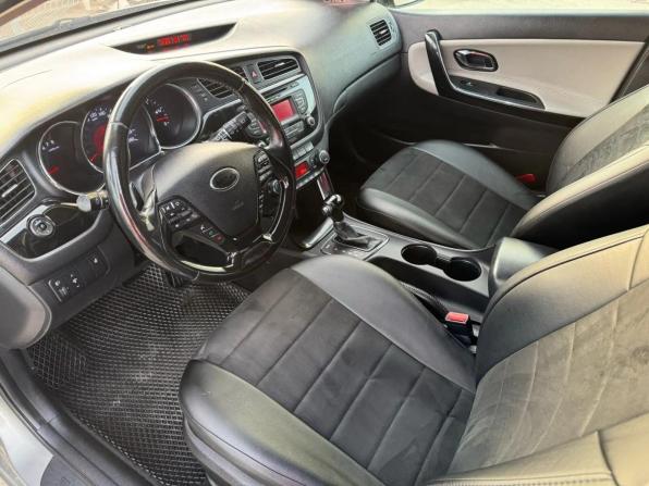 Kia Ceed II с пробегом 2015 года, цена 1 200 557 рублей, 186386 км, хэтчбек, Автокод Объявления