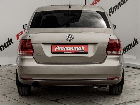 Volkswagen Polo V Рестайлинг с пробегом 2016 года, цена 1 250 000 рублей, 97204 км, седан, Автокод Объявления