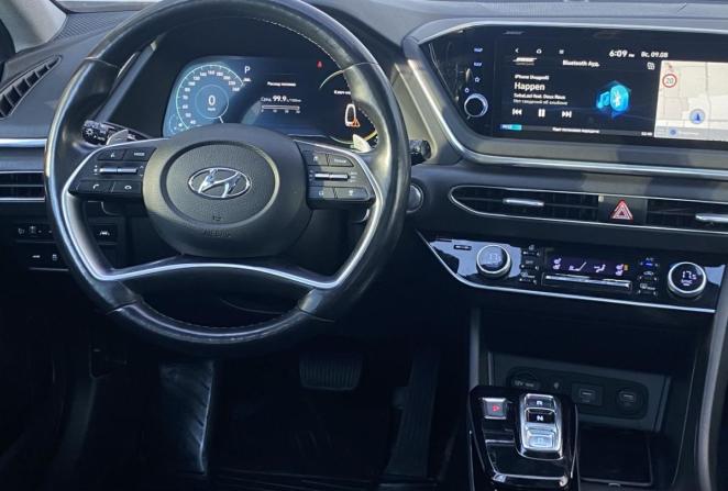 Hyundai Sonata VIII (DN8) с пробегом 2021 года, цена 2 620 000 рублей, 77252 км, седан, Автокод Объявления