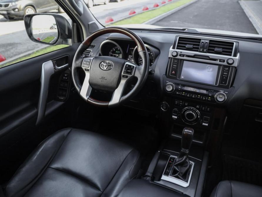 Toyota Land Cruiser Prado 150 Series Рестайлинг 1 Санкт-Петербург  - изображение 13