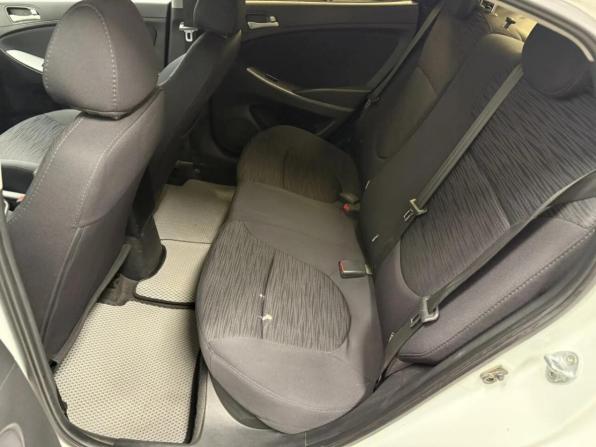 Hyundai Solaris I Рестайлинг с пробегом 2015 года, цена 887 250 рублей, 129445 км, седан, Автокод Объявления