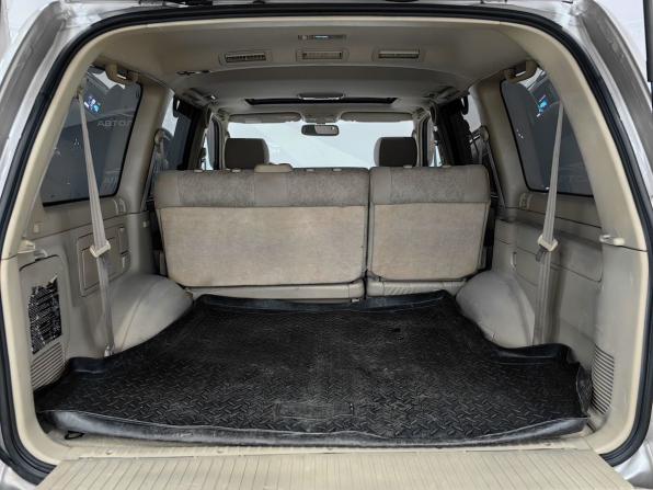 Toyota Land Cruiser 100 Series Рестайлинг 1 с пробегом 2004 года, цена 1 990 000 рублей, 323188 км, внедорожник, Автокод Объявления
