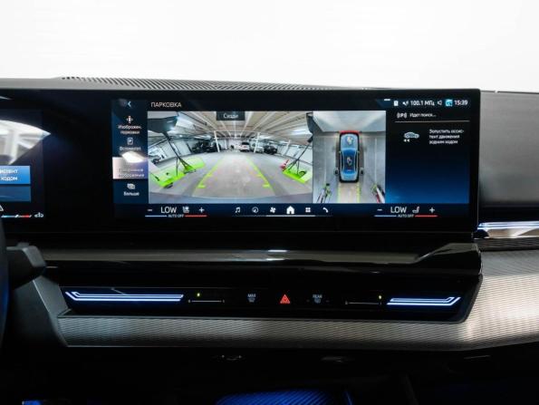 BMW 5 серии VIII (G60/G61/G68) с пробегом 2023 года, цена 6 837 000 рублей, 38765 км, седан, Автокод Объявления