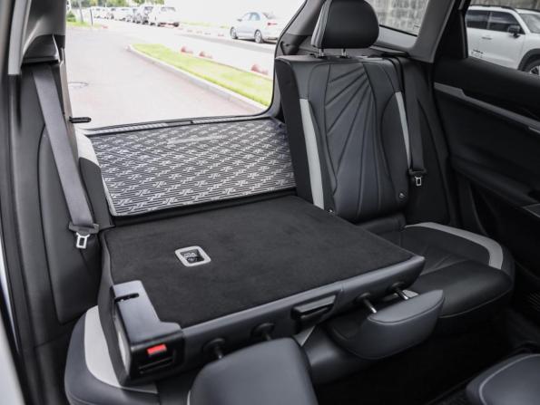Geely Atlas II с пробегом 2024 года, цена 2 749 000 рублей, 27163 км, внедорожник, Автокод Объявления