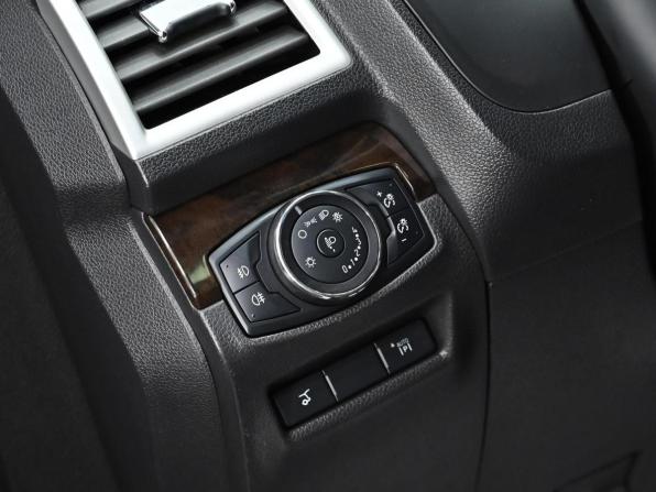 Ford Explorer V с пробегом 2014 года, цена 1 499 000 рублей, 117000 км, внедорожник, Автокод Объявления