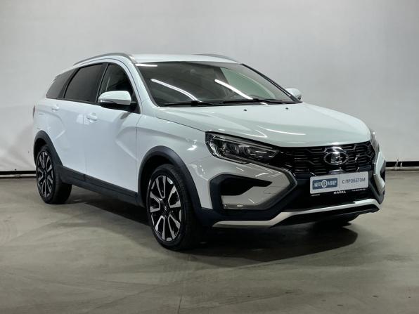 Lada (ВАЗ) Vesta I Рестайлинг (NG) с пробегом 2024 года, цена 1 446 000 рублей, 43506 км, универсал, Автокод Объявления