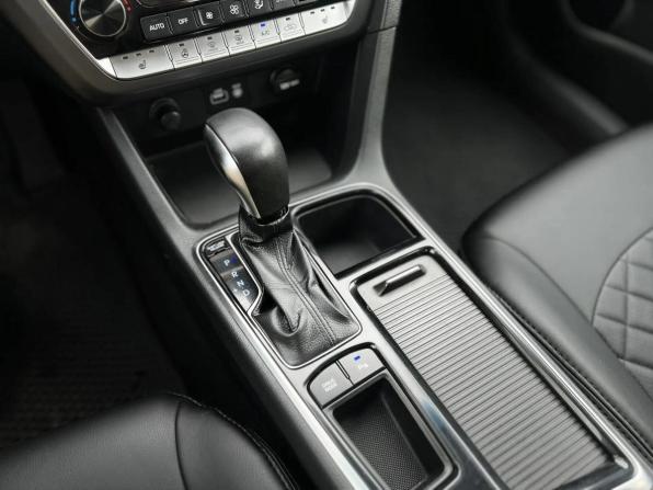 Hyundai Sonata VII (LF) Рестайлинг с пробегом 2017 года, цена 1 449 000 рублей, 185500 км, седан, Автокод Объявления