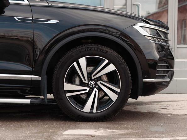 Volkswagen Touareg III с пробегом 2021 года, цена 6 490 000 рублей, 72937 км, внедорожник, Автокод Объявления