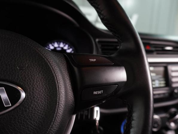 Kia Rio IV Рестайлинг с пробегом 2020 года, цена 1 399 000 рублей, 162498 км, хэтчбек, Автокод Объявления