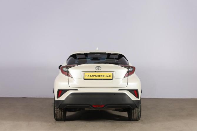 Toyota C-HR I Рестайлинг с пробегом 2020 года, цена 2 799 000 рублей, 28566 км, внедорожник, Автокод Объявления