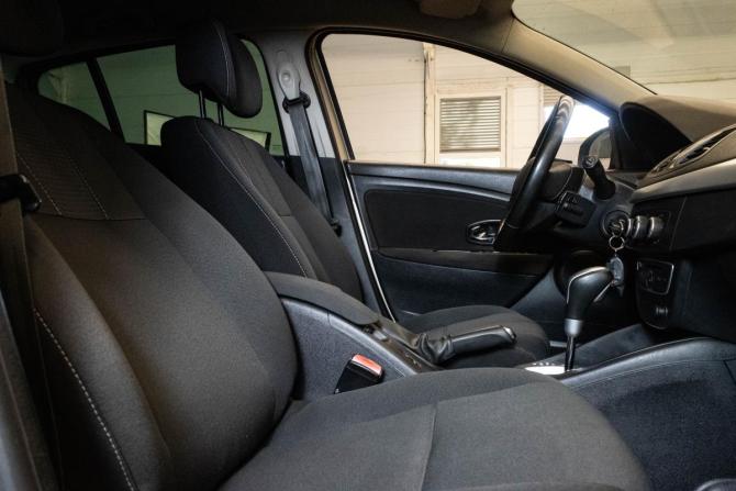 Renault Megane III Рестайлинг с пробегом 2012 года, цена 699 000 рублей, 254776 км, хэтчбек, Автокод Объявления