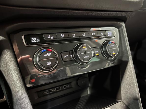 Volkswagen Tiguan II с пробегом 2019 года, цена 2 940 000 рублей, 53945 км, внедорожник, Автокод Объявления