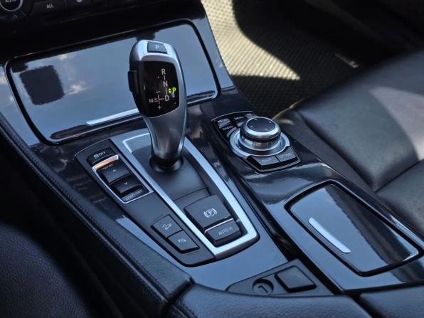BMW 5 серии VI (F10/F11/F07) с пробегом 2013 года, цена 1 370 000 рублей, 232789 км, седан, Автокод Объявления