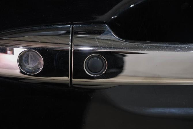 Honda Stepwgn V с пробегом 2015 года, цена 1 799 000 рублей, 87000 км, минивэн, Автокод Объявления