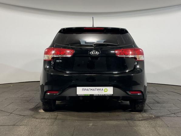 Kia Rio III Рестайлинг с пробегом 2015 года, цена 939 900 рублей, 174000 км, хэтчбек, Автокод Объявления