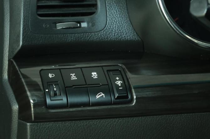 Kia Sorento II с пробегом 2012 года, цена 1 299 000 рублей, 270000 км, внедорожник, Автокод Объявления